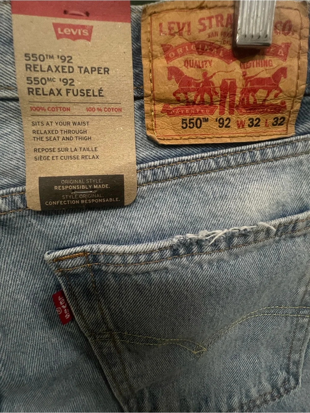 Levi's Relaxed Straight Jeans - Light Blue Wash Size 32x32